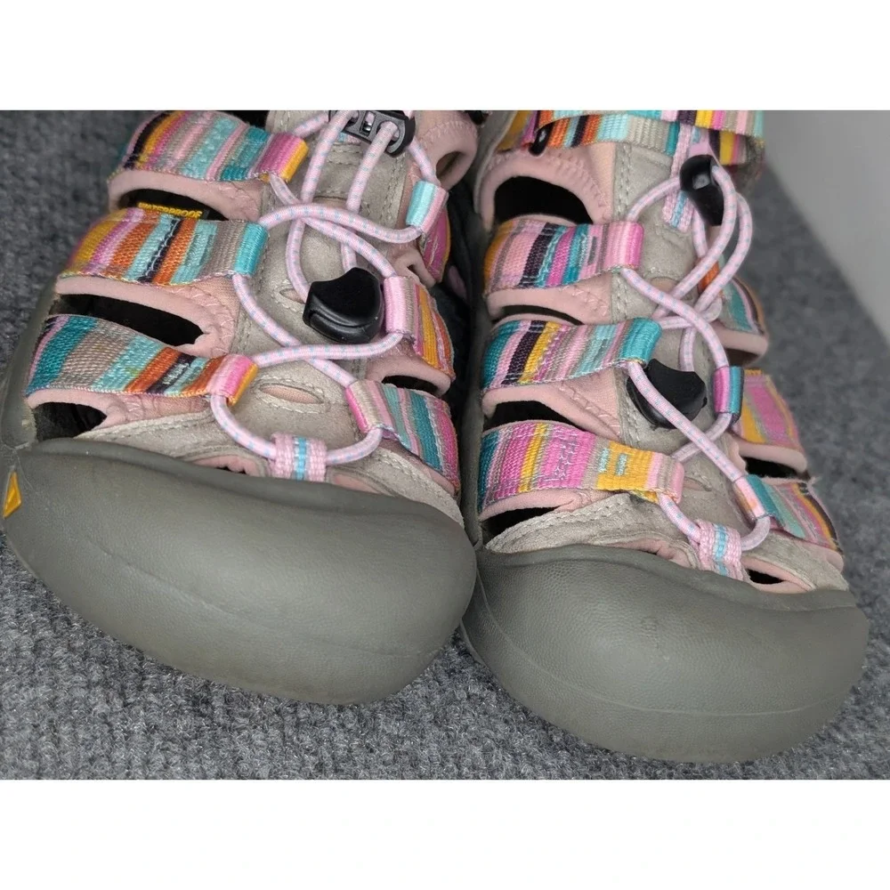 KEEN Newport H2 Multi Color Pink Women's 6 Waterproof Hiking Kayak Sandals